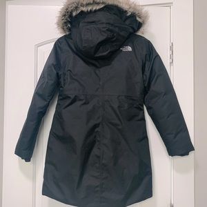 EUC The North Face Girls DryVent 550 parka, M